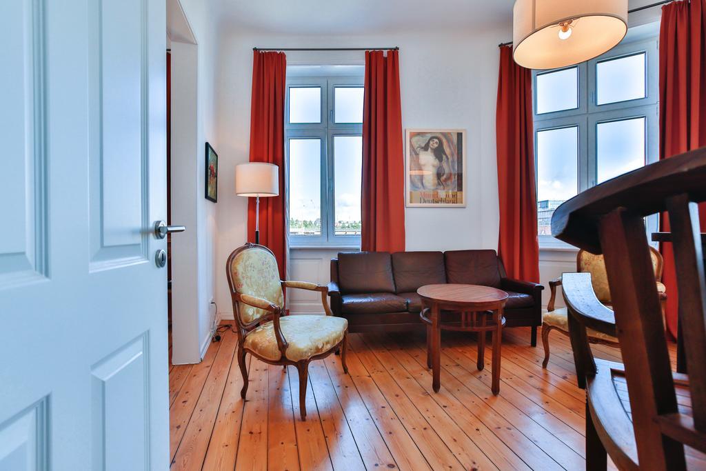 Riverside Apartments Lubeck Luaran gambar